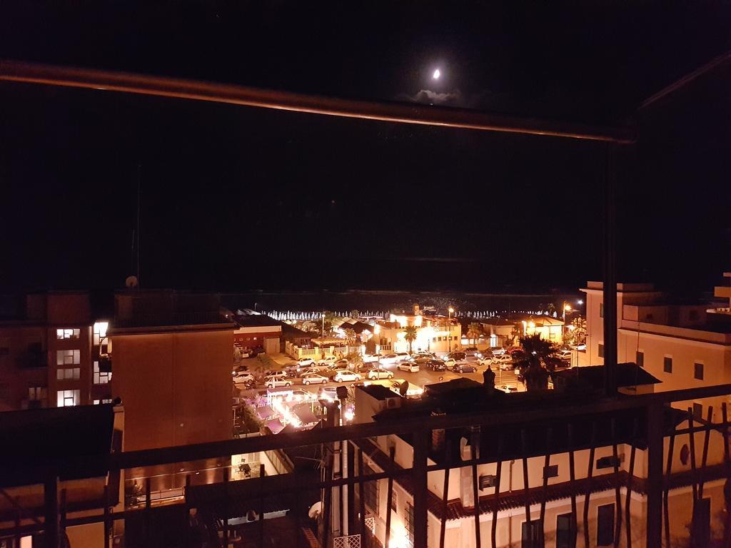 Mary'S Penthouse Apartment Lido di Ostia Luaran gambar