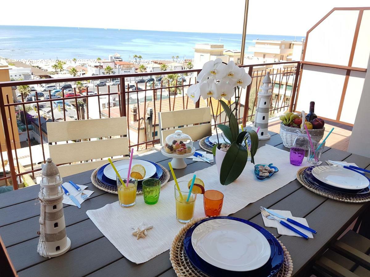 Mary'S Penthouse Apartment Lido di Ostia Luaran gambar