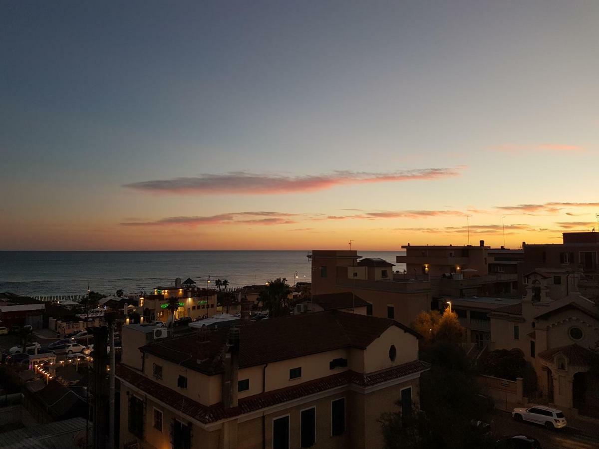 Mary'S Penthouse Apartment Lido di Ostia Luaran gambar